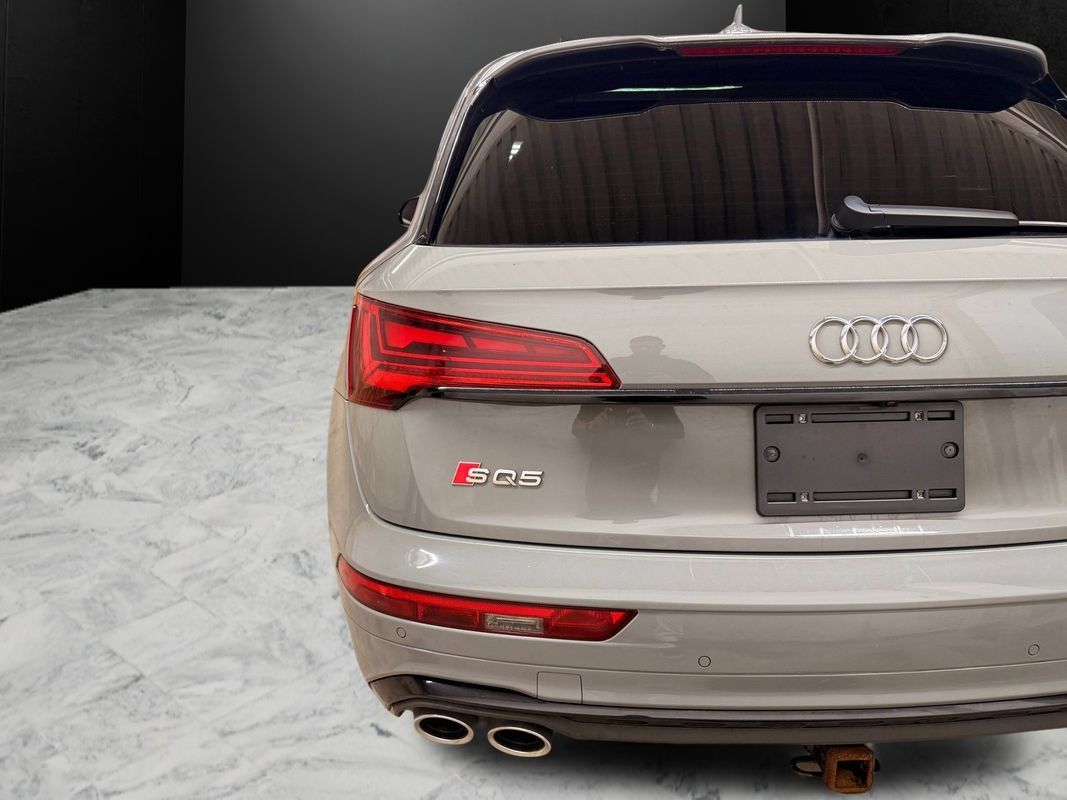 Used 2021 Audi SQ5 Premium Plus w/ Premium Plus Package AWD/4WD image 10