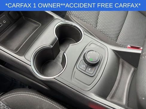 Used 2023 GMC Terrain SLE image 27