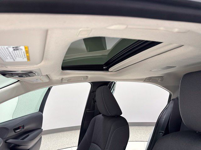 Used 2024 Toyota Corolla LE w/ LE Premium Package FWD image 2