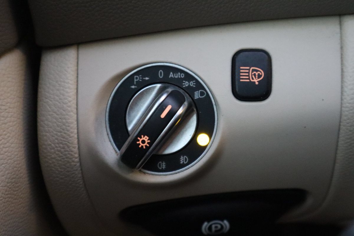 Used 2003 Mercedes-Benz SL 500 image 29
