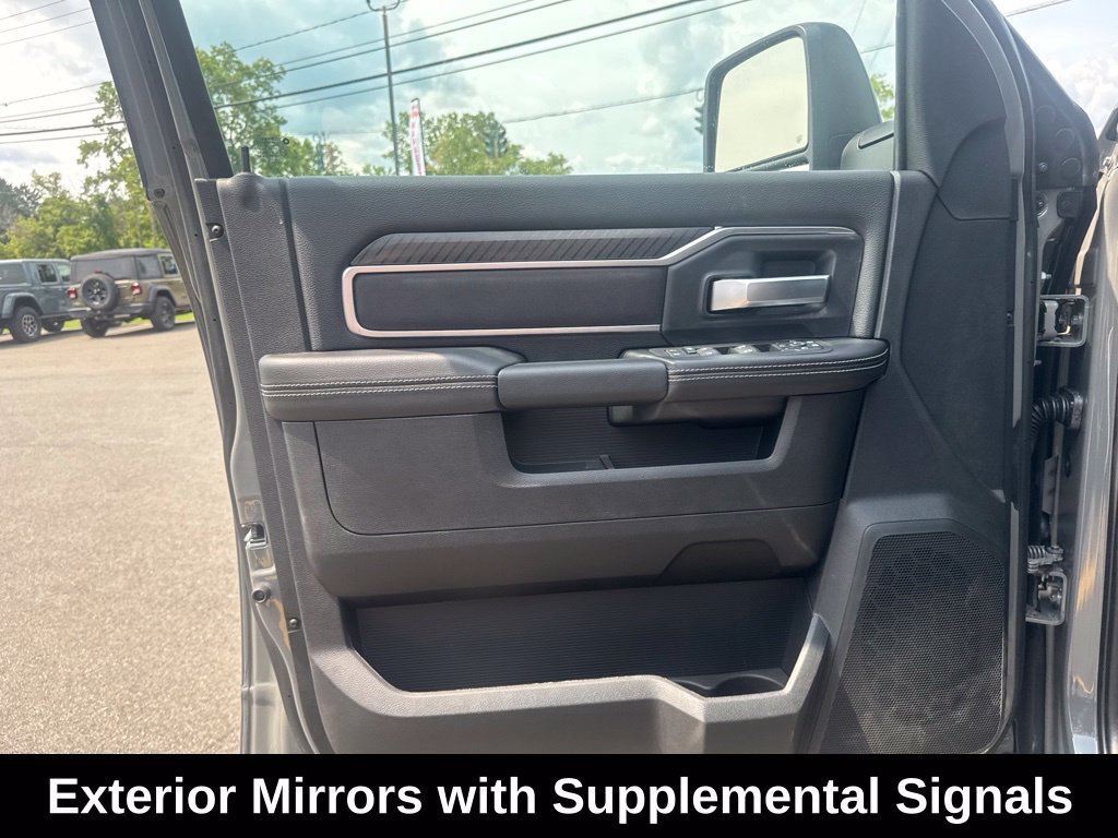 New 2026 RAM 3500 Big Horn AWD/4WD image 27