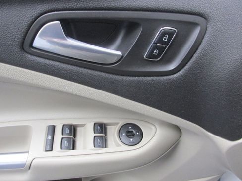 Used 2014 Ford Escape SE w/ Equipment Group 201A image 29