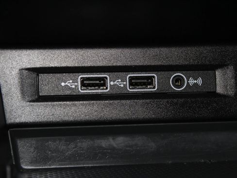 Used 2018 Volkswagen Tiguan SE w/ 3rd Row Seat Package image 33