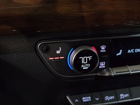 Used 2023 Audi Q5 2.0T Premium Plus image 30