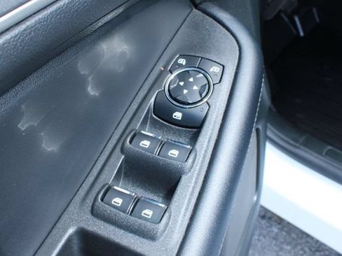 Used 2023 Ford Edge SEL w/ Convenience Package AWD/4WD image 11