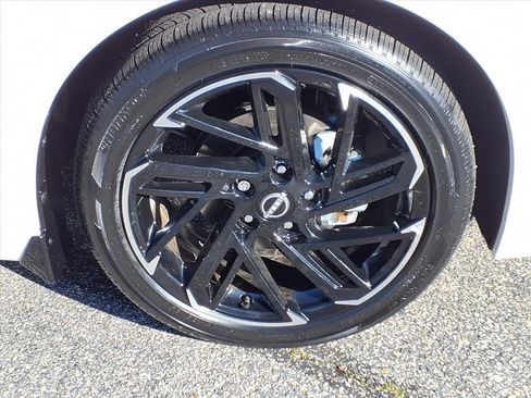 New 2026 Nissan Sentra SR w/ SR Premium Package image 5