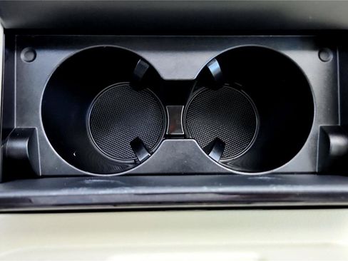 Used 2023 Lexus GX 460 Premium w/ Premium Package image 36