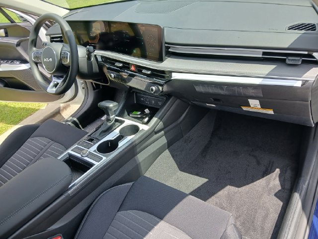 New 2026 Kia K5 LXS FWD image 44