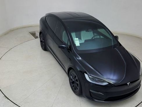 Used 2024 Tesla Model X Plaid image 82