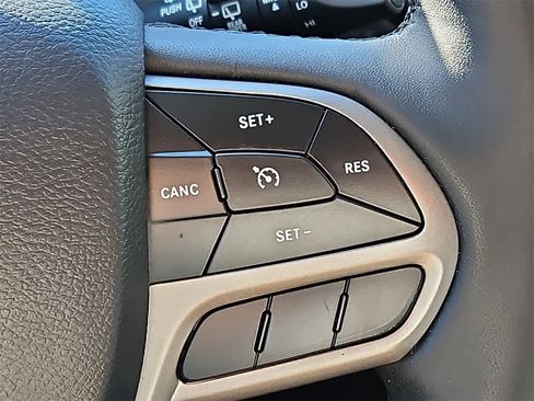 Used 2022 Jeep Cherokee Latitude Lux image 20