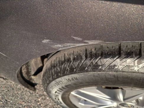 Used 2021 Toyota Sienna XLE image 38