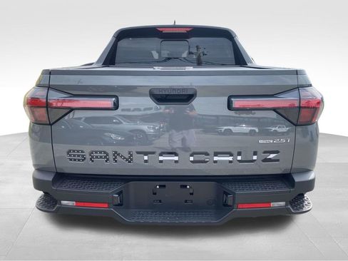 Used 2022 Hyundai Santa Cruz SEL Premium image 3