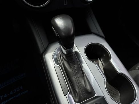 Used 2022 Chevrolet Blazer LT FWD image 15