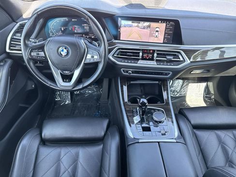 Used 2023 BMW X5 xDrive45e image 9