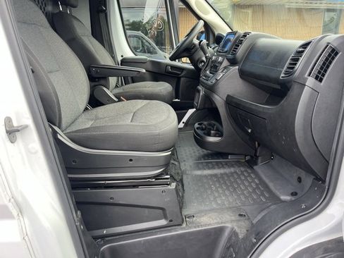 Used 2023 RAM ProMaster 2500 image 8