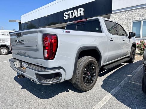Used 2024 GMC Sierra 1500 Elevation w/ Elevation Premium Package AWD/4WD image 4