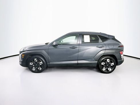 Used 2024 Hyundai Kona SEL FWD image 4