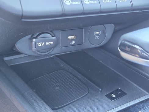 Used 2025 Hyundai Elantra Sport FWD image 12