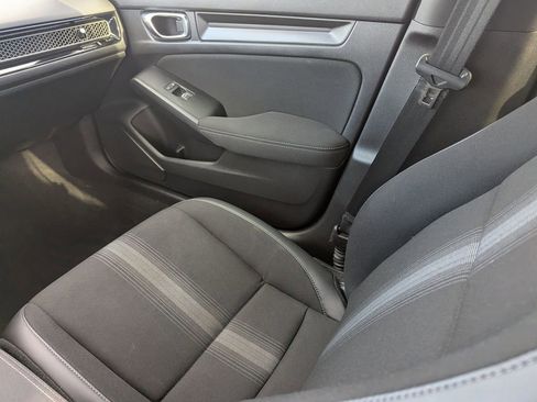 Used 2022 Honda Civic Sport image 13