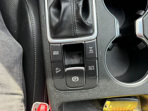 Used 2020 Kia Sportage S w/ S Premium Package image 22