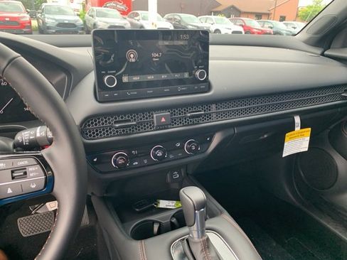 Certified 2025 Honda HR-V Sport image 14