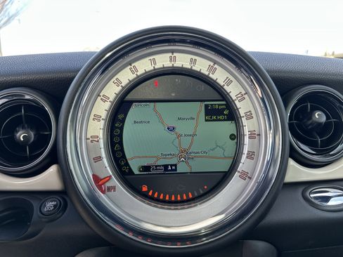 Used 2013 MINI Cooper S image 24