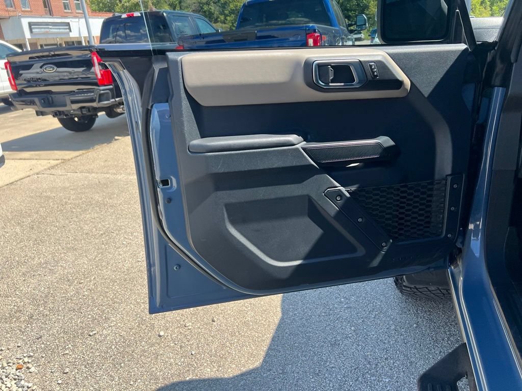 Used 2024 Ford Bronco Wildtrak AWD/4WD image 11
