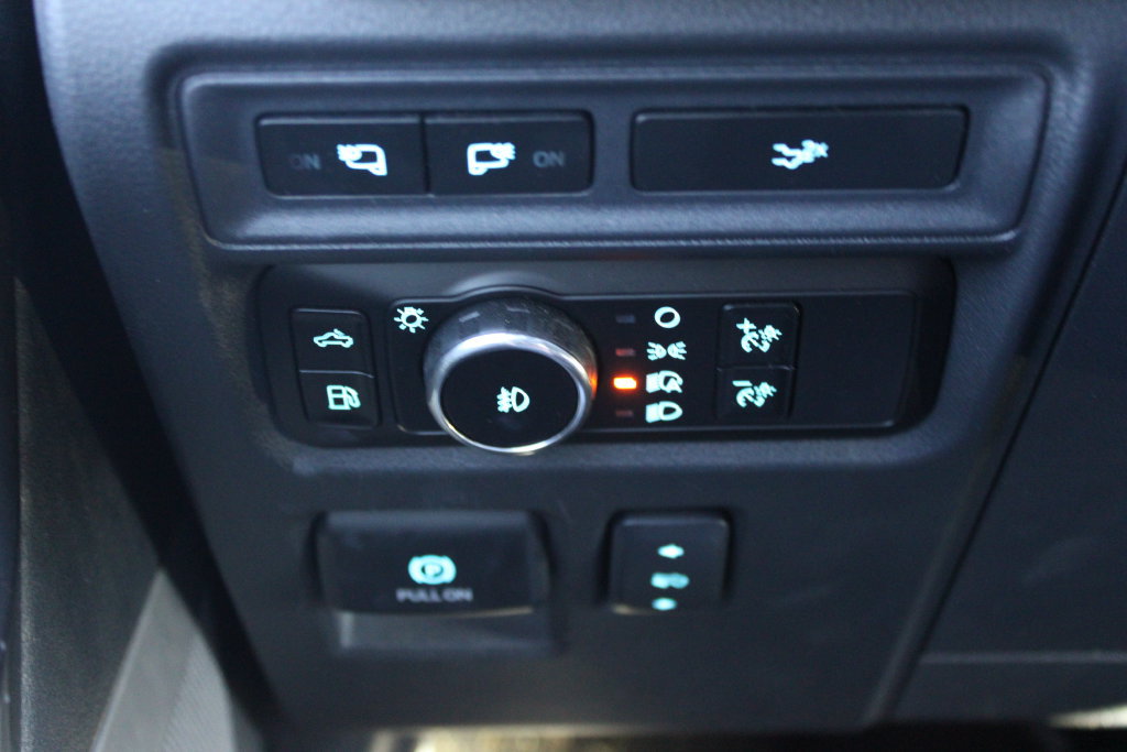 Used 2023 Ford F150 Lariat w/ Equipment Group 502A High AWD/4WD image 31