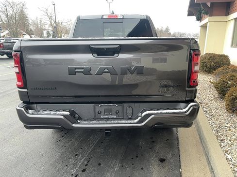 New 2025 RAM 1500 Big Horn w/ Night Edition image 17