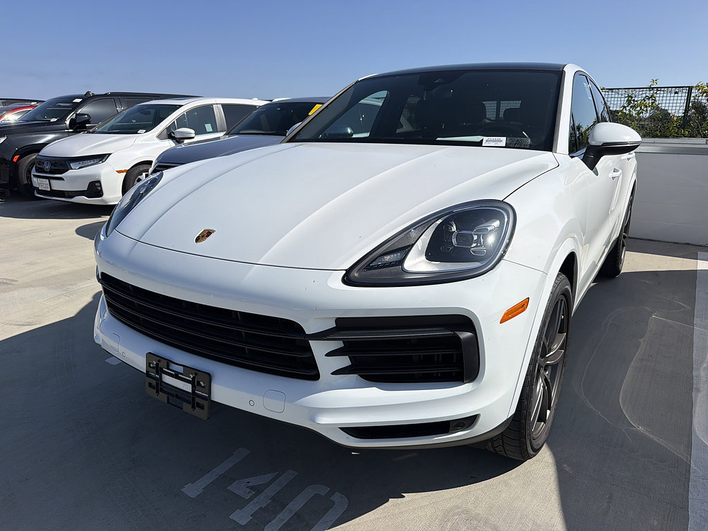 Used 2022 Porsche Cayenne Coupe AWD/4WD image 2