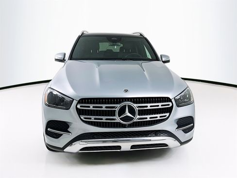 Used 2025 Mercedes-Benz GLE 350 4MATIC image 2