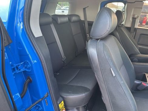 Used 2008 Toyota FJ Cruiser 4WD image 8