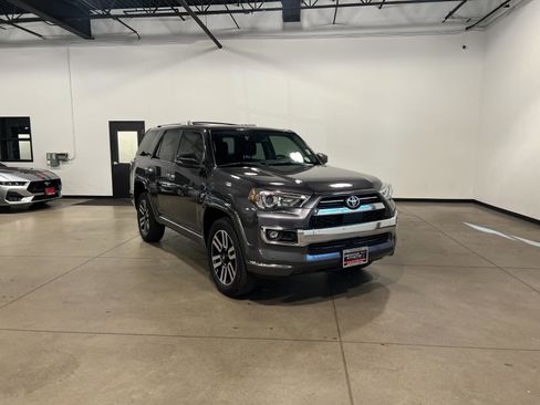Used 2023 Toyota 4Runner Limited image 1