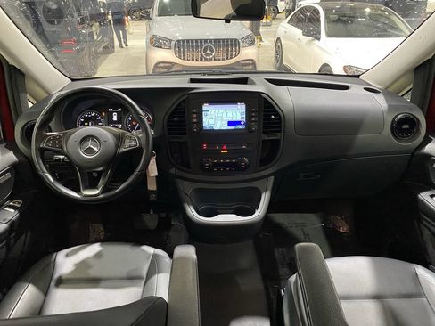 Used 2023 Mercedes-Benz Metris Passenger image 2
