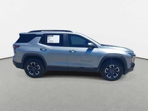 Used 2025 Chevrolet Equinox ACTIV w/ Safety and Technology Package FWD image 4