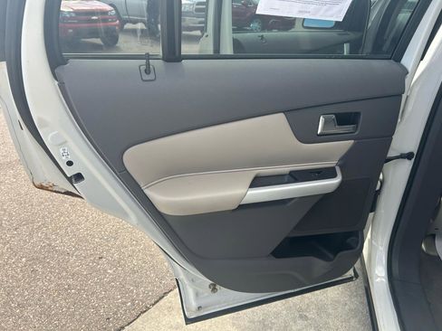 Used 2012 Ford Edge SE FWD image 13