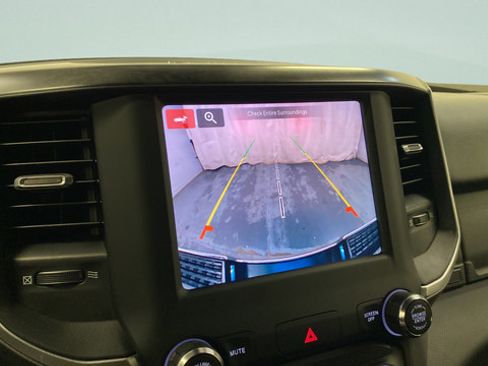 Used 2024 RAM 2500 Big Horn w/ Bed Utility Group AWD/4WD image 19