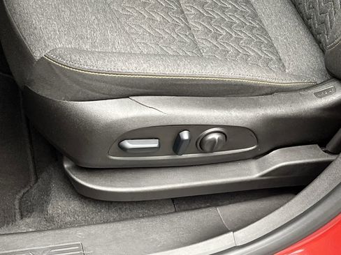 Certified 2022 Chevrolet Equinox LT image 10