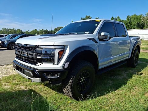 Used 2025 Ford F150 Raptor AWD/4WD image 3