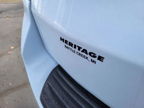 New 2026 Chevrolet Suburban Premier image 29