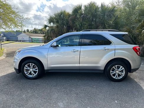 Used 2017 Chevrolet Equinox LT w/ Convenience Package image 5
