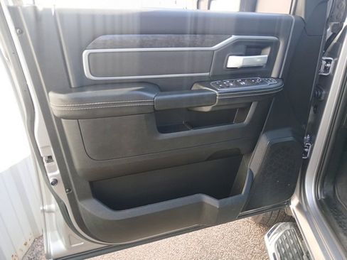 Used 2024 RAM 2500 Big Horn w/ Sport Appearance Package image 55