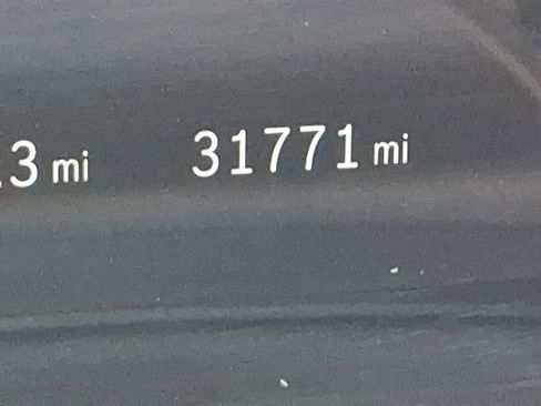 Used 2024 Mercedes-Benz GLE 450e 4MATIC image 22