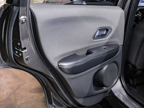 Used 2022 Honda HR-V Sport image 37