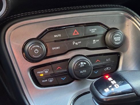 Used 2023 Dodge Challenger R/T w/ Blacktop Package image 20