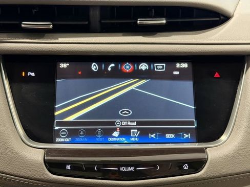 Used 2019 Cadillac XT5 Premium Luxury FWD image 10