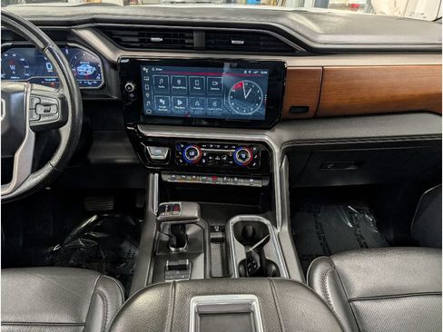 Used 2022 GMC Sierra 1500 Denali w/ Denali Reserve Package AWD/4WD image 15