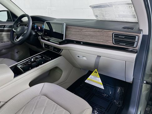 New 2026 Volkswagen Atlas SEL Premium R-Line AWD/4WD image 31