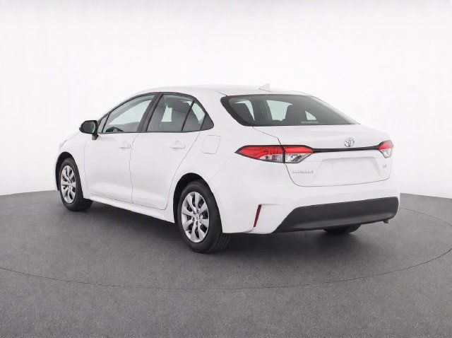Used 2025 Toyota Corolla LE FWD image 3