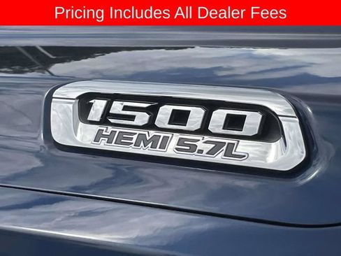 Used 2019 RAM 1500 Laramie AWD/4WD image 12
